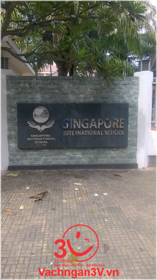 3V thi công vách ngăn toilet trường Quốc tế Singapore tại Bình ...