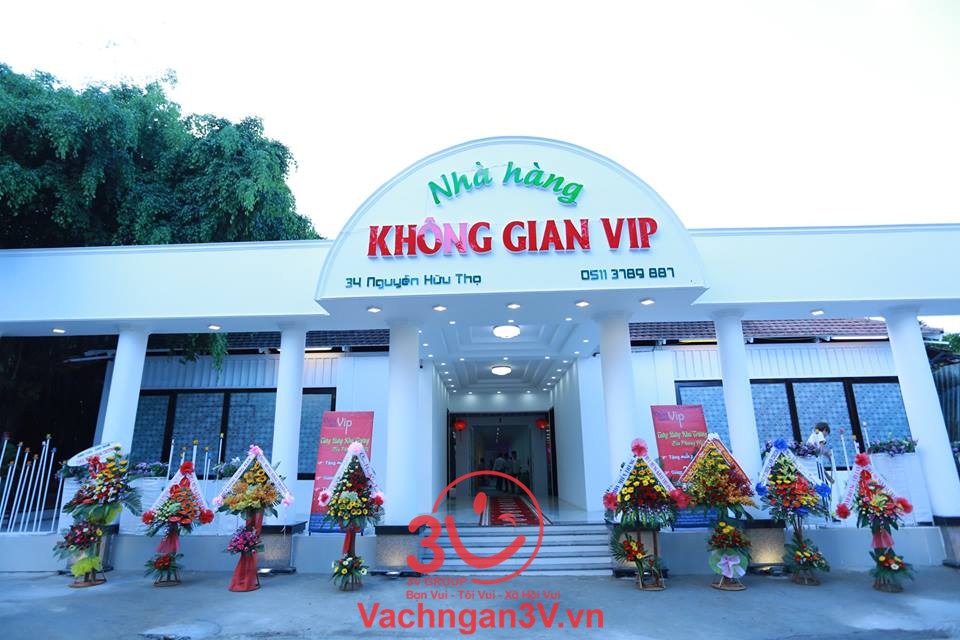  vách ngăn vệ sinh 