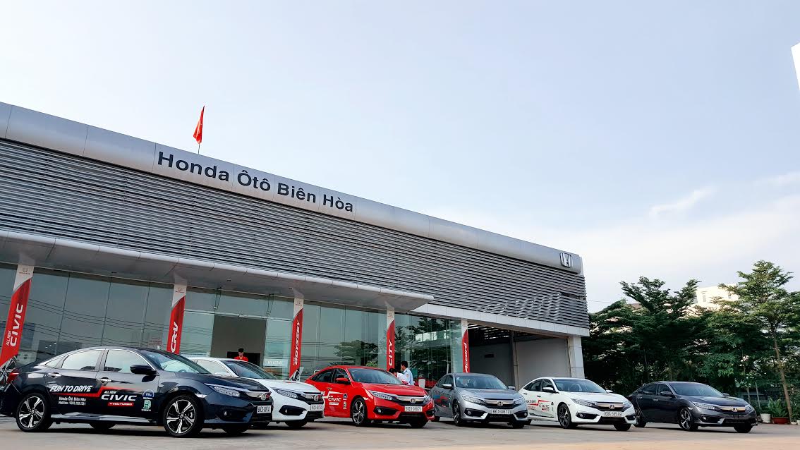 Làm vách ngăn nhà vệ sinh Xưởng Dịch Vụ Honda Biên Hòa